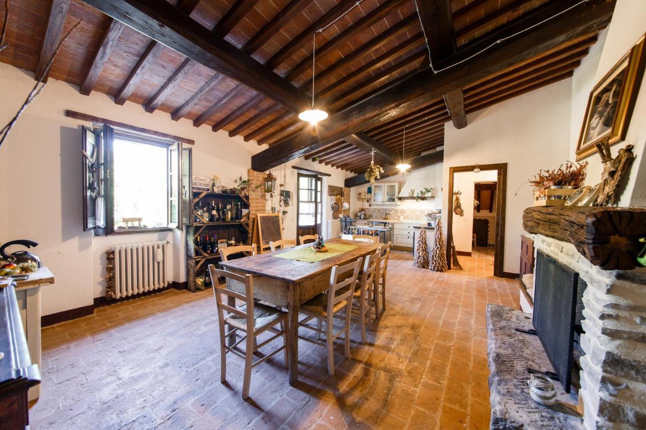 Le Terre Di Caprano Hotell Città di Castello Exteriör bild